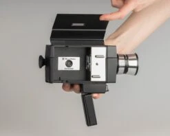 Bell And Howell 492 Super 8 Movie Camera(Bell And Howell 492 Super 8 Movie Camera) -Vintage Camera Store BELLANDHOWELL492 super8camera 20200618 399
