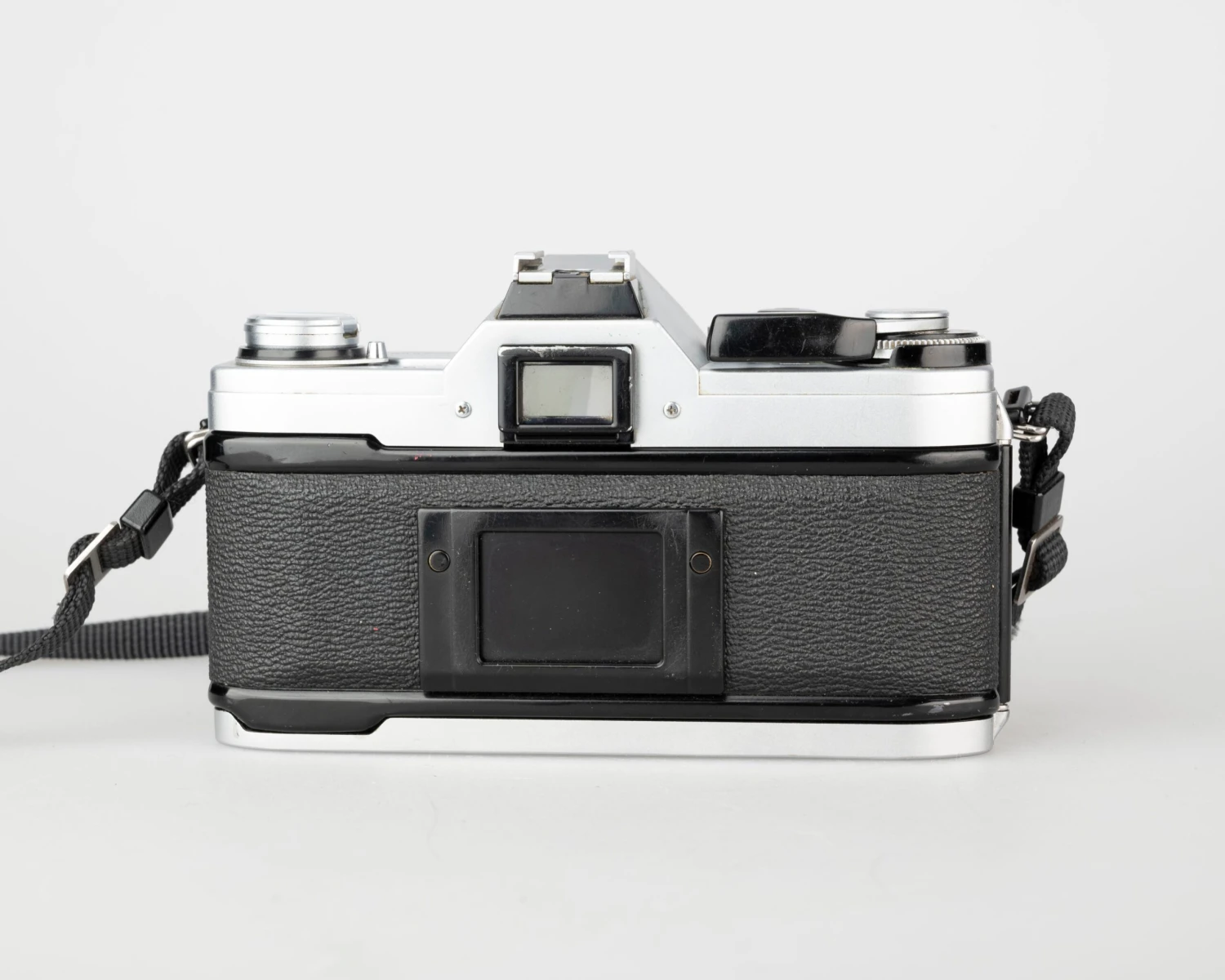 Canon® Canon AT-1 35mm SLR With Canon FD 50mm F1.8 Lens(Canon At 1 35mm Slr With Canon Fd 50mm F1 8 Lens) 7 Canon® Canon AT-1 35mm SLR With Canon FD 50mm F1.8 Lens(Canon At 1 35mm Slr With Canon Fd 50mm F1 8 Lens) - Image 7