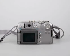 Canon® Canon Powershot G2 Digicam W/ 4 MP CCD Sensor; Includes 256MB CF Card + 2 Batteries W/ Charger + Original Box, Manuals & Accessories(Canon Powershot G2 Digicam W 4 Mp Ccd Sensor Includes 256mb Cf Card 2 Batteries W Charger Original Box Manuals Accessories) -Vintage Camera Store Canon powershot G2 4mp CCD digicam 20240305 749