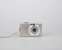 Canon® Canon Powershot SD600 Digital Elph 6MP CCD Digicam W/ 2GB SD Card + Battery + Charger(Canon Powershot S600 Digital Elph 6mp Ccd Digicam W 2gb Sd Card Battery Charger) -Vintage Camera Store Canon powershot SD600 6mp CCD digicam 20240307 890