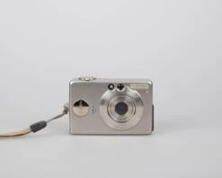 Canon® Canon Powershot S230 Digital Elph 3.2MP CCD Digicam W/ 128 MB CF Card + Battery + Charger(Canon Powershot S230 Digital Elph 3 2mp Ccd Digicam W 128 Mb Cf Card Battery Charger) -Vintage Camera Store Canon powershot s230 3.2mp CCD digicam 20240307 923