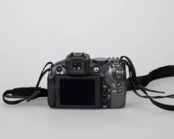 Canon® Canon Powershot S5 IS Digicam W/ 8 MP CCD Sensor + 4 GB SD Card (uses AA Batteries)(Canon Powershot S5 Is Digicam W 8 Mp Ccd Sensor 4 Gb Sd Card Uses Aa Batteries) -Vintage Camera Store Canon powershot s5IS 8mp CCD digicam 20240307 904