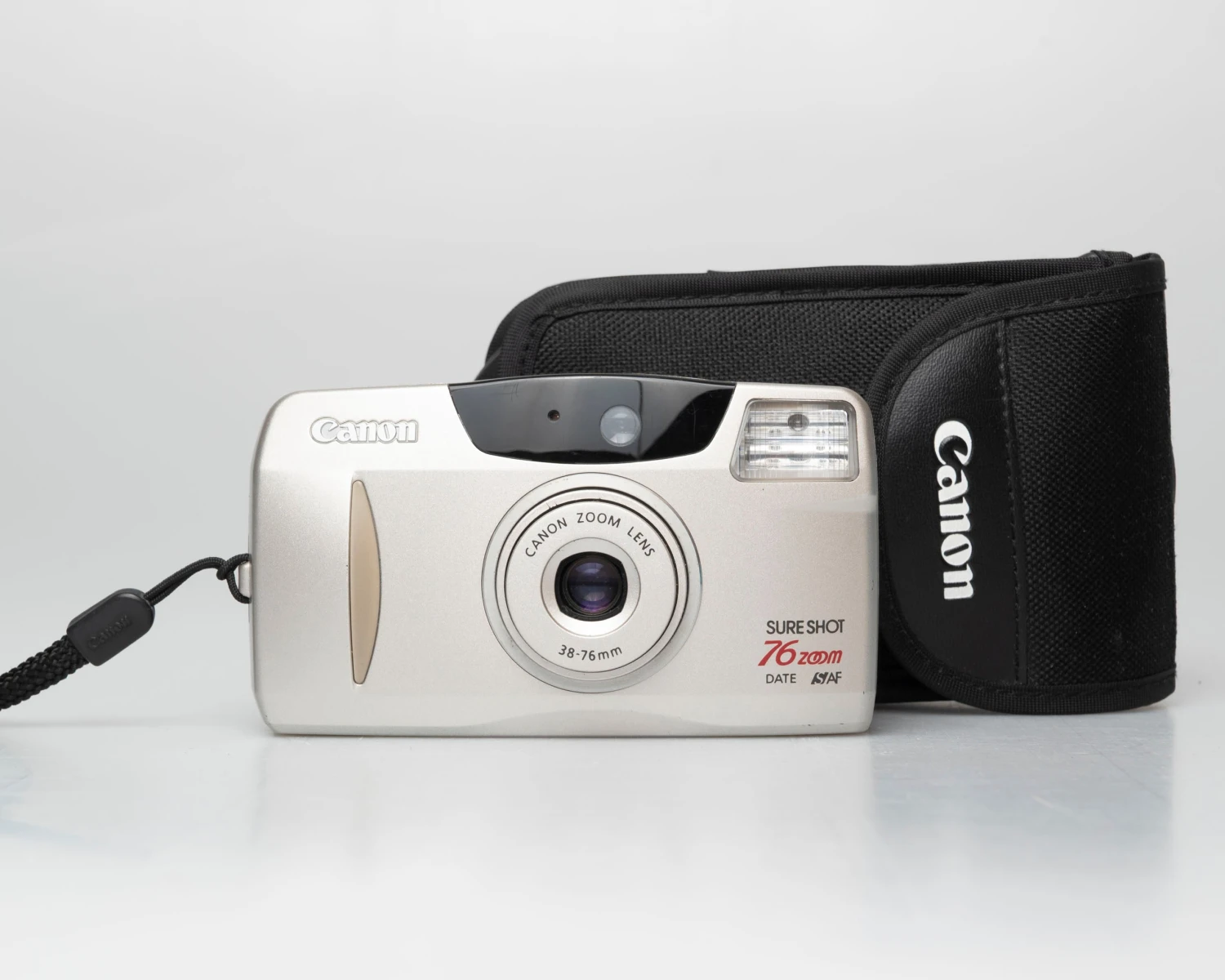 Canon® Canon Sure Shot Zoom 76 Date 35mm Film Camera W/ Case (serial 4575391)(Canon Sure Shot Zoom 76 Date 35mm Film Camera W Case Serial 4575391)