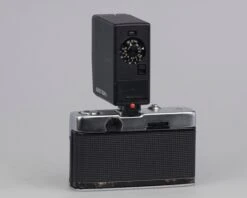 Direct Film CD35 (Halina 35-600) 35mm Film Camera W/50B Flash(Direct Film Cd35 Halina 35 600 35mm Film Camera) -Vintage Camera Store Direct Film CD35 35mm Film camera ser3723885020200528 052