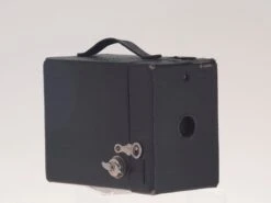 Kodak Brownie #2 Hawkeye 120 Model C Camera (uses 120 Film)(The Kodak Brownie 2 Hawkeye 120 Model C I) -Vintage Camera Store KodakHawkeyeModelC 120film 20200411 300