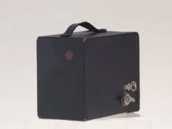 Kodak Brownie #2 Hawkeye 120 Model C Camera (uses 120 Film)(The Kodak Brownie 2 Hawkeye 120 Model C I) -Vintage Camera Store KodakHawkeyeModelC 120film 20200411 301