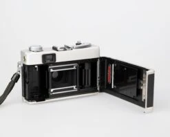 Konica C35 Automatic Ultra-compact 35mm Rangefinder Camera W/ 38mm Hexanon Lens(Konica C35 Automatic Ultra Compact 35mm Rangefinder Camera W 38mm Hexanon Lens) -Vintage Camera Store Konica c35 automatic 35mm rangefinder 202304263919