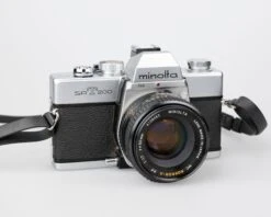 Minolta SRT 200 35mm SLR W/ Rokkor 50mm F1.7 Lens + Ever-ready Case (serial 7527170)(Minolta Srt 200 35mm Slr W Rokkor 50mm F1 7 Lens Serial 7527170) -Vintage Camera Store Minolta SRT 200 35mm SLR camera serial 7527170 202304263945