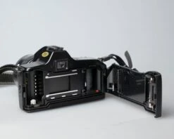 Minolta Dynax 3000i 35mm SLR W/ Minolta AF Zoom 35-70mm + Program D 314i Flash(Minolta Dynax 3000i 35mm Slr W Minolta Af Zoom 35 70mm Program D 314i Flash) -Vintage Camera Store Minolta dynax 3000i 35mm slr 202302273279