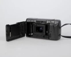 Minolta Freedom Zoom 70c 35mm Camera W/ Case (serial 3520838)(Minolta Freedom Zoom 70c 35mm Camera W Case Serial 3520838) -Vintage Camera Store Minolta freedom70C 35mm film pns camera serial 3520838 20240720 1782