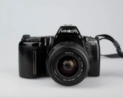 Minolta Maxxum 3xi 35mm Film SLR W/ 35-70mm Lens (serial 01411314)(Minolta Maxxum 3xi 35mm Film Slr W 35 70mm Lens Serial 01411314) -Vintage Camera Store Minolta maxxum 3xi 35mm SLR camera serial 01411314 202212172843