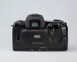 Minolta Maxxum 700si 35mm Film SLR W/ Maxxum AF 35-70mm Lens(Minolta Maxxum 700si 35mm Film Slr W Maxxum Af 35 70mm Lens) -Vintage Camera Store Minolta maxxum 700si 35mmSLR serial 55602203 202212112597