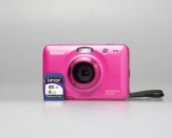 Nikon Coolpix S30 10 MP Digicam W/ 4GB SD Card (serial 52004673)(Nikon Coolpix S30 10 Mp Digicam W 4gb Sd Card Serial 52004673)