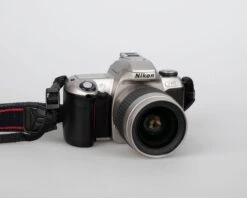 Nikon F65 (aka N65) 35mm Film SLR W/ AF Nikkor 28-80mm Lens (serial 216507)(Nikon F65 Aka N65 35mm Film Slr W Af Nikkor 28 80mm Lens Serial 216507) -Vintage Camera Store Nikon F65 35mm film slr camera serial 216507 20240725 1953