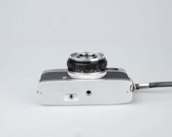 Olympus Trip 35 35mm Camera (serial 1613265)(Olympus Trip 35 35mm Camera Serial 1613265) -Vintage Camera Store Olympus Trip 35 serial 1613265 202211142219