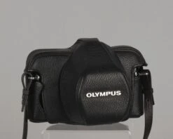 Olympus OM-1 35mm Film SLR W/ Zuiko 50mm F1.8 Lens And Ever-ready Case(Olympus Om 1 35mm Film Slr W Zuiko 50mm F1 8 Lens And Ever Ready Case) -Vintage Camera Store Olympus om 1 serial356498 20201114 497