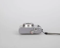 Panasonic Lumix DMC-LZ1 4 MP CCD Sensor Digicam (uses AA Batteries + SD Card Memory)(Panasonic Lumix Dmc Lz1 4 Mp Ccd Sensor Digicam Uses Aa Batteries Sd Card Memory) -Vintage Camera Store PanasonicLumixDMC LZ1 4 megapixel ccd digicam 20240319 1081