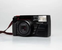 Pentax Zoom-70 (IQZoom) 35mm Camera W/case (serial 5186332)(Pentax Zoom 70 Iqzoom 35mm Camera W Case Serial 5186332) -Vintage Camera Store Pentax Zoom70 35mm pns camera serial 5186332 20250314 5