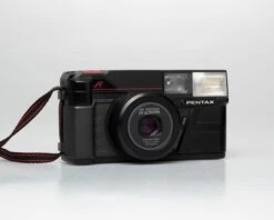 Pentax Zoom-70 (IQZoom) 35mm Camera W/case (serial 5186332)(Pentax Zoom 70 Iqzoom 35mm Camera W Case Serial 5186332) -Vintage Camera Store Pentax Zoom70 35mm pns camera serial 5186332 20250314 7