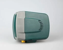 Polaroid 600 OneStep Express Instant Camera (serial CA8OCQEBCFJA)(Polaroid 600 Onestep Express Instant Camera Serial Ca8ocqebcfja) -Vintage Camera Store Polaroid 600 OneStep Express instant camera serial CA8OCQEBCFJA 202304133586