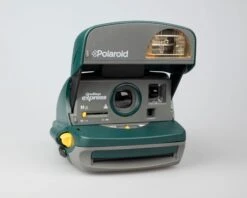 Polaroid 600 OneStep Express Instant Camera (serial CA8OCQEBCFJA)(Polaroid 600 Onestep Express Instant Camera Serial Ca8ocqebcfja)