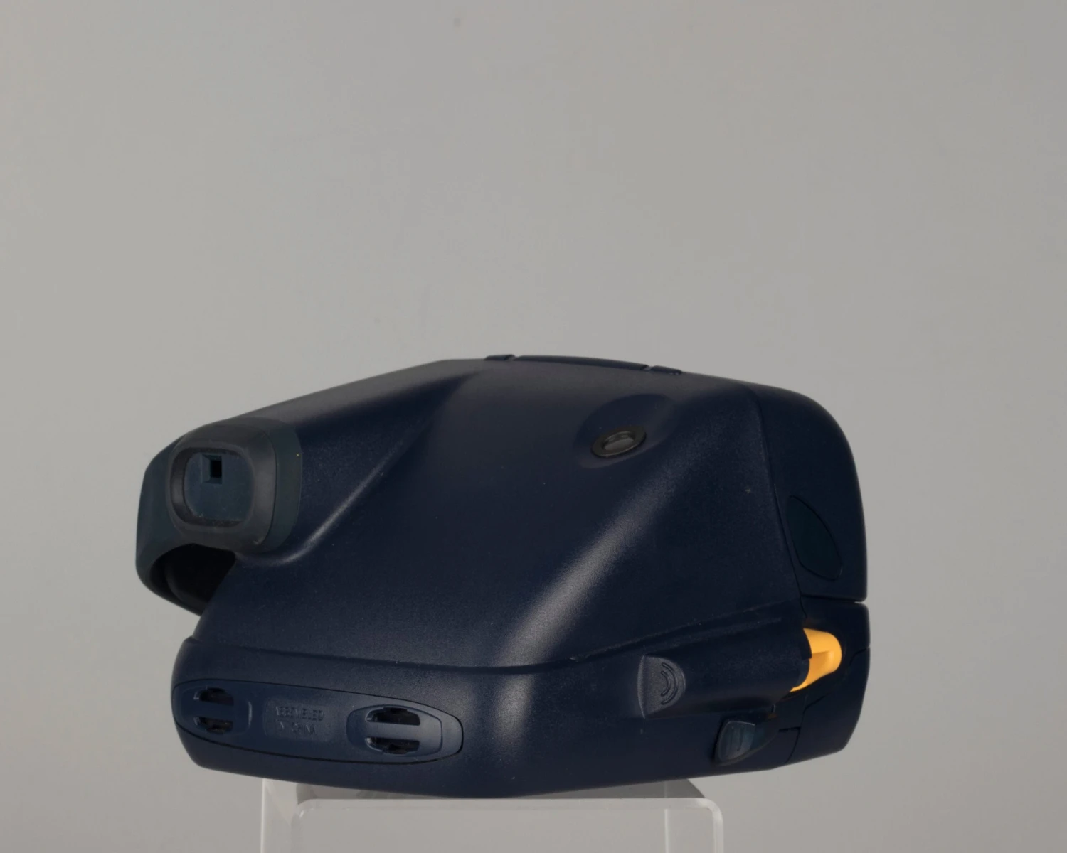 Polaroid 600 Blue And Yellow Instant Camera With Original Case(Polaroid 600 Blue And Yellow Instant Camera With Original Case) 6 Polaroid 600 Blue And Yellow Instant Camera With Original Case(Polaroid 600 Blue And Yellow Instant Camera With Original Case) - Image 6