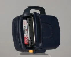 Polaroid 600 Blue And Yellow Instant Camera With Original Case(Polaroid 600 Blue And Yellow Instant Camera With Original Case) 17 Polaroid 600 Blue And Yellow Instant Camera With Original Case(Polaroid 600 Blue And Yellow Instant Camera With Original Case) -Vintage Camera Store Polaroidmodel600bluewithcaseserialKAV0SCCKCFJA 20201127 662