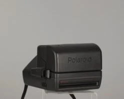 Polaroid OneStep Close-up 600 Instant Camera (serial L5R2WWTFVDDA)(Polaroid One Step 600 Instant Camera) -Vintage Camera Store PolaroidonestepcloseupserialL5R2WWTFVDDA 20201127 663
