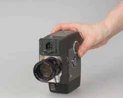 Yashica U-Matic 8mm Movie Camera(Yashica U Matic 8mm Movie Camera) -Vintage Camera Store Yashica u matic 8mm movie camera 20200530 058