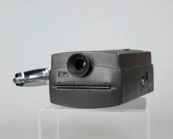 Bell And Howell 8429 Super 8 Movie Camera (serial 25829)(Bell And Howell 8429 Super 8 Movie Camera Serial 25829) -Vintage Camera Store bell And howell 8429 super8 camera 202303233413