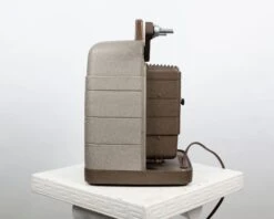 Bell And Howell 253 RV Regular 8 Movie Projector (serial F73714)(Bell And Howell 253 Rv Regular 8 Movie Projector Serial F73714) -Vintage Camera Store bell and howell 253RV regular 8mm projector 202209081749