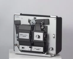 Bell And Howell 456Z Dual-format Super 8 And Regular 8mm Movie Projector(Bell And Howell 456z Dual Format Super 8 And Regular 8mm Movie Projector) -Vintage Camera Store bellandhowell456zprojector inbox 20200403 1226
