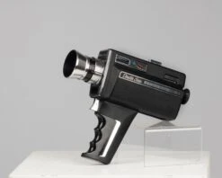 Bell And Howell 1206 Director Series Super 8 Movie Camera(Bell And Howell 1206 Director Series Super 8 Movie Camera)