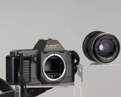 Canon® Canon T70 35mm SLR With 35mm F2.8 Wide-angle Lens(Canon T70 35mm Slr With 28mm Wide Angle Lens)