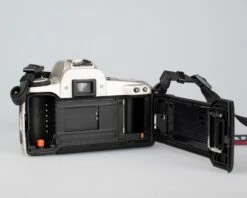 Canon® Canon EOS Rebel G 35mm Film SLR W/ EF 28-90mm Lens (serial 4108062)(Canon Eos Rebel G 35mm Film Slr W Ef 28 90mm Lens Serial 4108062) -Vintage Camera Store canon eos rebel g 35mm film slr serial 4108062 202212302940