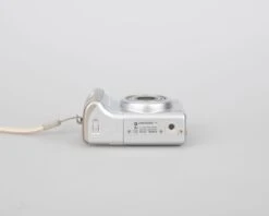 Canon® Canon Powershot A530 5MP CCD Sensor Digicam W/ 2GB SD (uses AA Batteries; Serial 3052203507)(Canon Powershot A530 5mp Ccd Sensor Digicam W 2gb Sd Uses Aa Batteries Serial 3052203507) -Vintage Camera Store canon powershot a530 digicam 5mp 20240724 1882