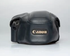 Canon® Canon T50 35mm Film SLR Camera W/ FD 35-70mm Lens + Case (serial 1992261)(Canon T50 35mm Film Slr Camera W Fd 35 70mm Lens Case Serial 1992261) -Vintage Camera Store canon t50 35mm 35mm film slr camera serial 1992261 20241217