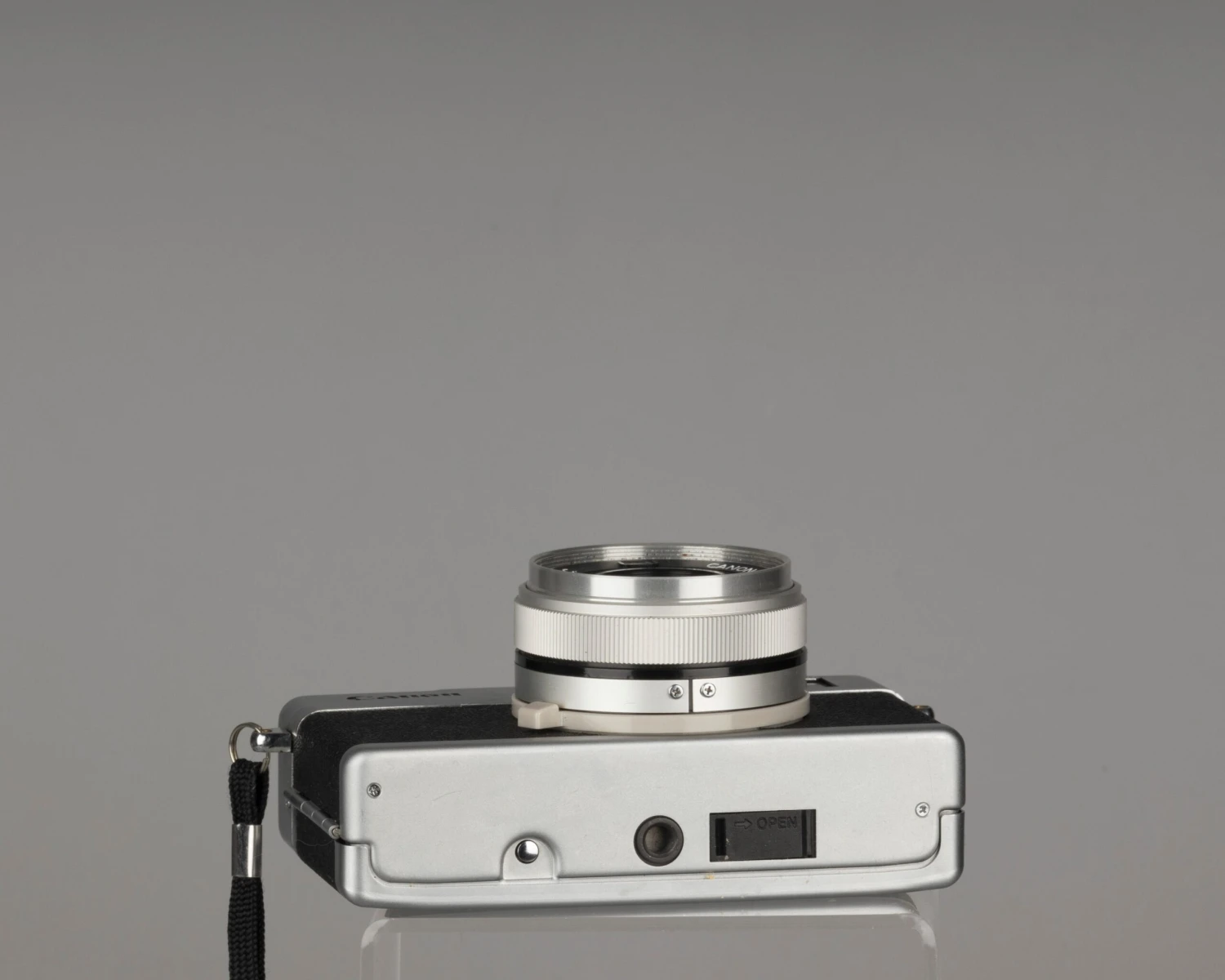 Canon® Canon Canonet 28 Rangefinder 35mm Camera(Canon Canonet 28 Rangefinder 35mm Camera) 6 Canon® Canon Canonet 28 Rangefinder 35mm Camera(Canon Canonet 28 Rangefinder 35mm Camera) - Image 6