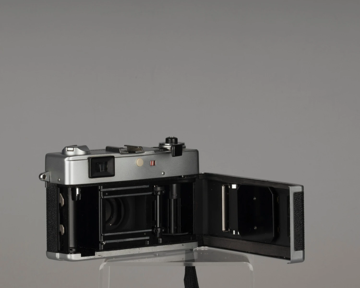 Canon® Canon Canonet 28 Rangefinder 35mm Camera(Canon Canonet 28 Rangefinder 35mm Camera) 9 Canon® Canon Canonet 28 Rangefinder 35mm Camera(Canon Canonet 28 Rangefinder 35mm Camera) - Image 9