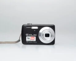 Kodak Casio Exilim EX-Z33 10.1 MP CCD Sensor Digicam W/ Battery + Charger + 4GB SD Card (serial 31026449A)(Casio Exilim Ex Z33 10 1 Mp Ccd Sensor Digicam W Battery Charger 4gb Sd Card Serial 31026449a) -Vintage Camera Store casio xilim ex z33 camera serial 31026449A 20241218 6