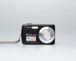 Kodak Casio Exilim EX-Z33 10.1 MP CCD Sensor Digicam W/ Battery + Charger + 4GB SD Card (serial 31026449A)(Casio Exilim Ex Z33 10 1 Mp Ccd Sensor Digicam W Battery Charger 4gb Sd Card Serial 31026449a) -Vintage Camera Store casio xilim ex z33 camera serial 31026449A 20241218 8