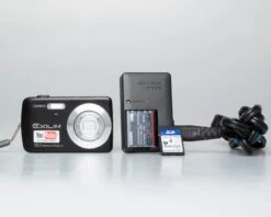 Kodak Casio Exilim EX-Z33 10.1 MP CCD Sensor Digicam W/ Battery + Charger + 4GB SD Card (serial 31026449A)(Casio Exilim Ex Z33 10 1 Mp Ccd Sensor Digicam W Battery Charger 4gb Sd Card Serial 31026449a)