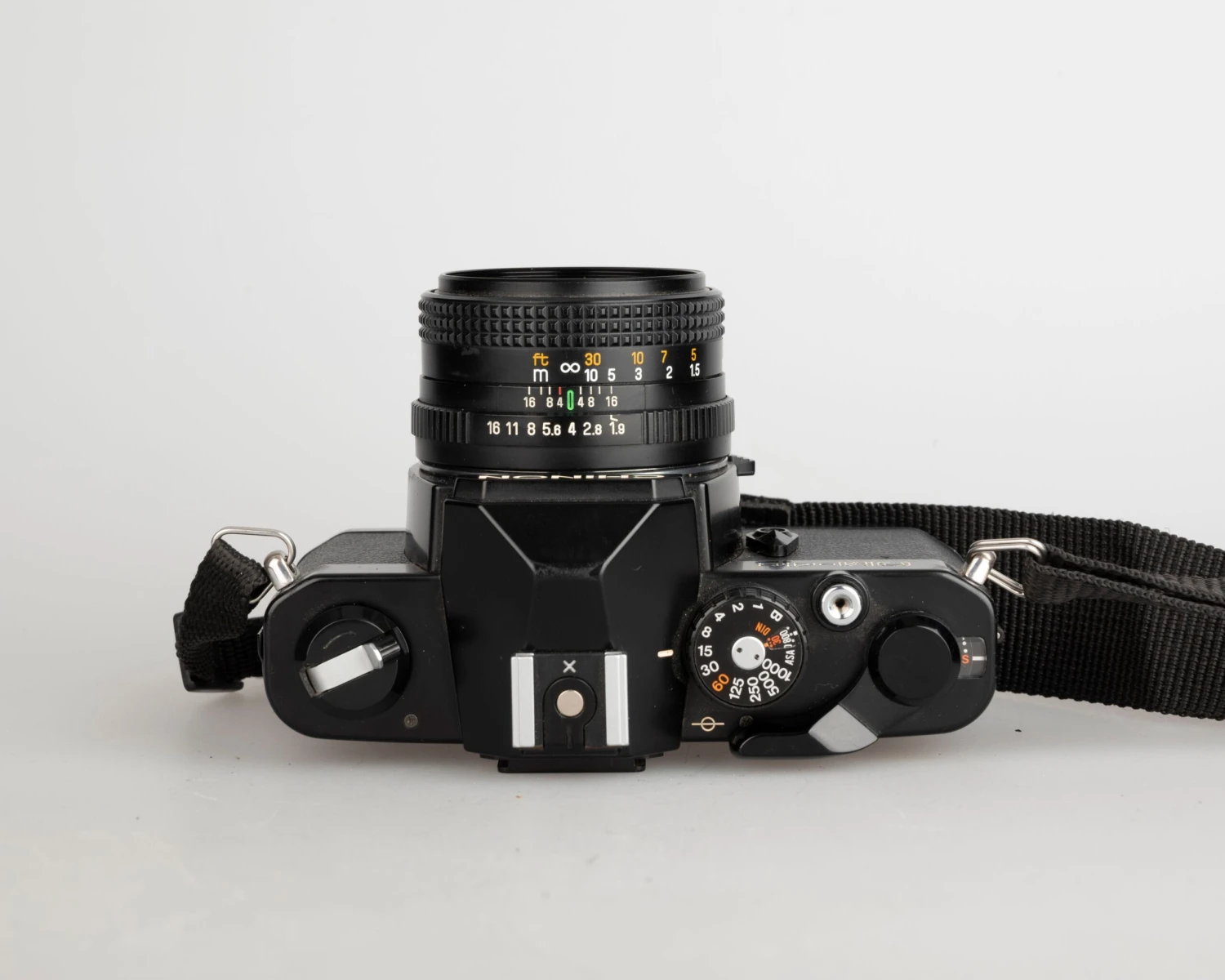 Chinon CM-4s 35mm Film SLR Camera W/ 50mm F1.9 Lens + Ever-ready Case (serial 359792)(Chinon Cm 4s 35mm Film Slr Camera W 50mm F1 9 Lens Ever Ready Case Serial 359792) 7 Chinon CM-4s 35mm Film SLR Camera W/ 50mm F1.9 Lens + Ever-ready Case (serial 359792)(Chinon Cm 4s 35mm Film Slr Camera W 50mm F1 9 Lens Ever Ready Case Serial 359792) - Image 7