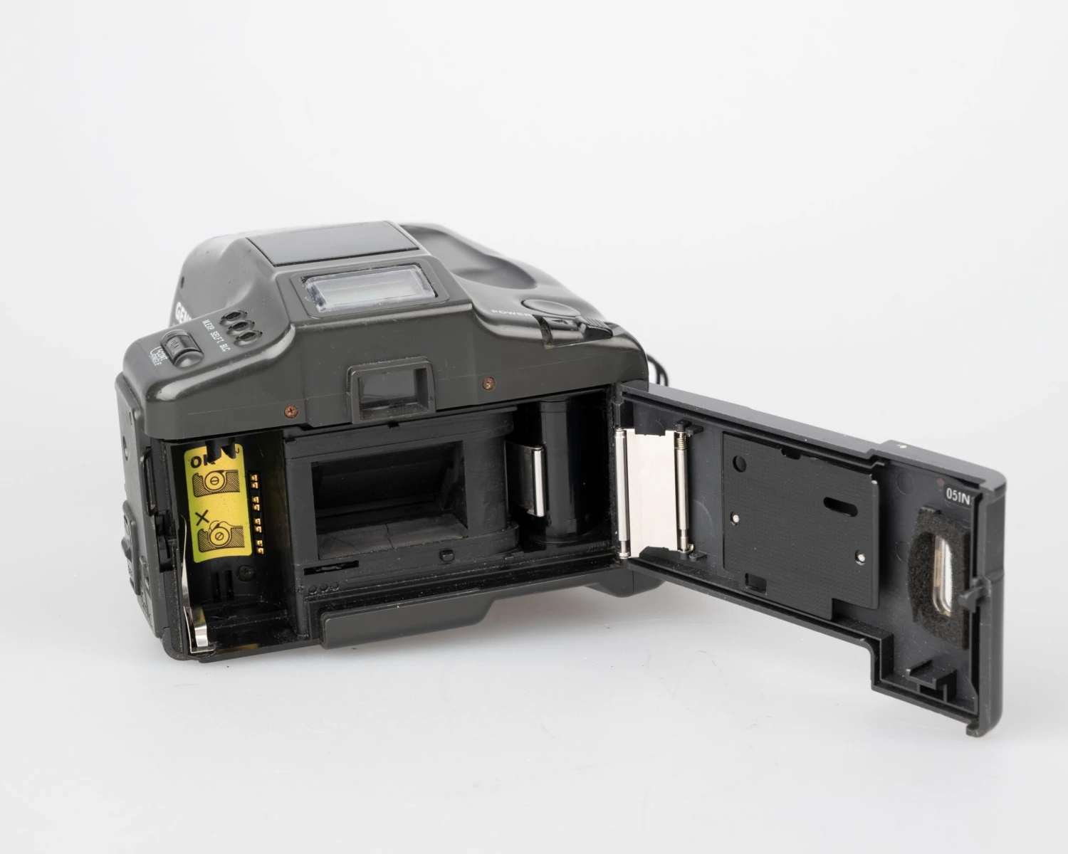 Chinon Genesis II 'bridge' 35mm Film SLR W/ 35-80mm Lens (serial 315439)(Chinon Genesis Ii Bridge 35mm Film Slr W 35 80mm Lens Serial 315439) 11 Chinon Genesis II 'bridge' 35mm Film SLR W/ 35-80mm Lens (serial 315439)(Chinon Genesis Ii Bridge 35mm Film Slr W 35 80mm Lens Serial 315439) - Image 11