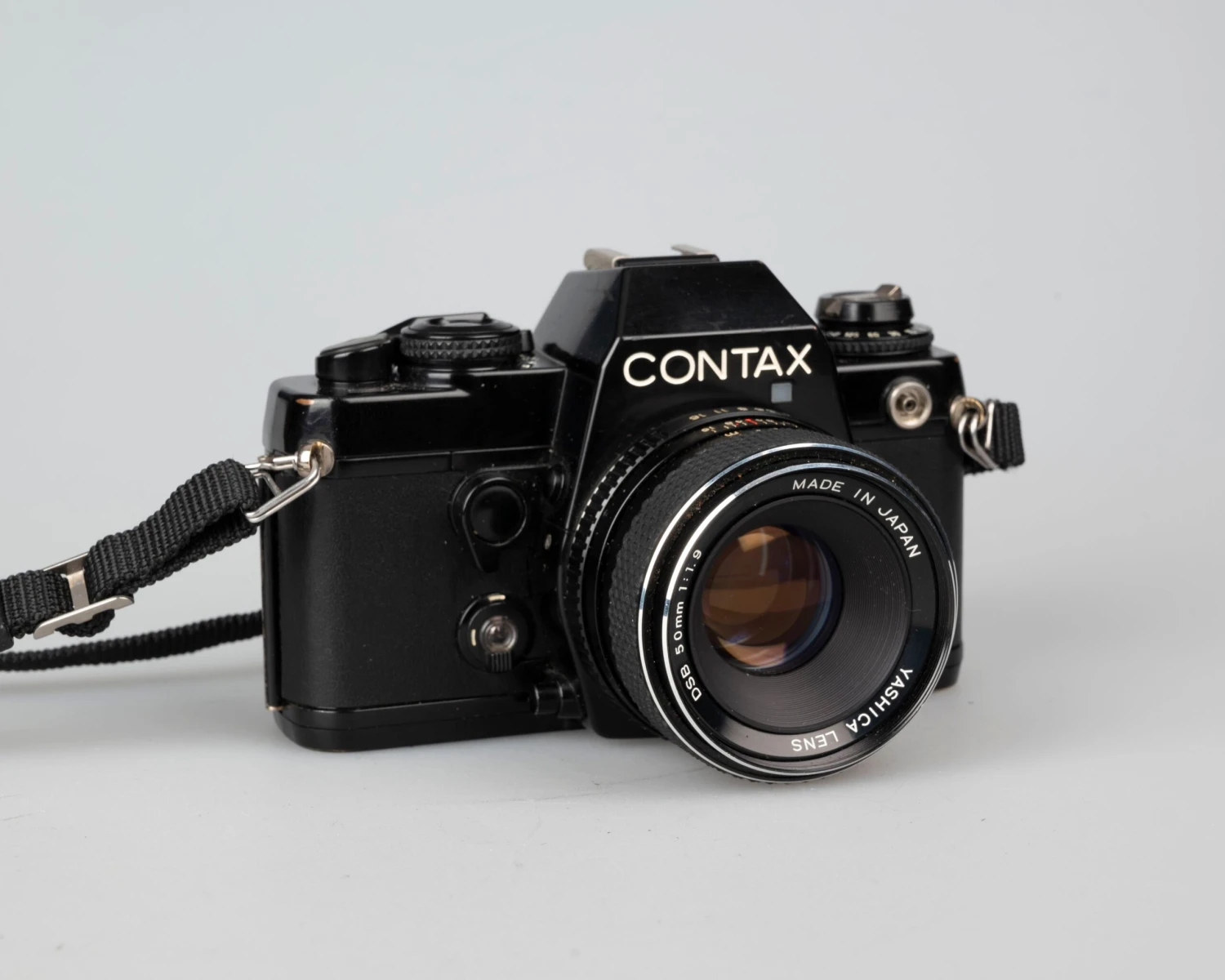 Contax 139 Quartz 35mm SLR W/ DBS 50mm F1.9 Lens(Contax 139 Quartz 35mm Slr W Dbs 50mm F1 9 Lens) 4 Contax 139 Quartz 35mm SLR W/ DBS 50mm F1.9 Lens(Contax 139 Quartz 35mm Slr W Dbs 50mm F1 9 Lens) - Image 4