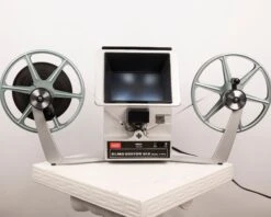 Elmo Editor 912 Dual Type Super 8 And 8mm Viewer/editor (serial 138009)(Elmo Editor 912 Dual Type Super 8 And 8mm Viewer Editor Serial 138009) -Vintage Camera Store elmo super8 viewer editor 202209031579