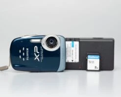 Fujifilm Finepix XP10 Waterproof Digicam W/ 12 MP CCD Sensor + Battery + Charger + 8GB SD Card (serial OSC21004)(Fujifilm Finepix Xp10 Waterproof Digicam W 12 Mp Ccd Sensor Battery Charger 8gb Sd Card Serial Osc21004)