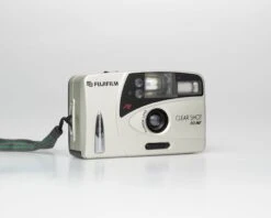Fujifilm Clear Shot 60 AF 35mm Film Camera W/ Case (serial 4054499)(Fujifilm Clear Shot 60 Af 35mm Film Camera W Case Serial 4054499) -Vintage Camera Store fujifilm Clearshot 60AF 35mm pns camera serial 4054499 20250315 6