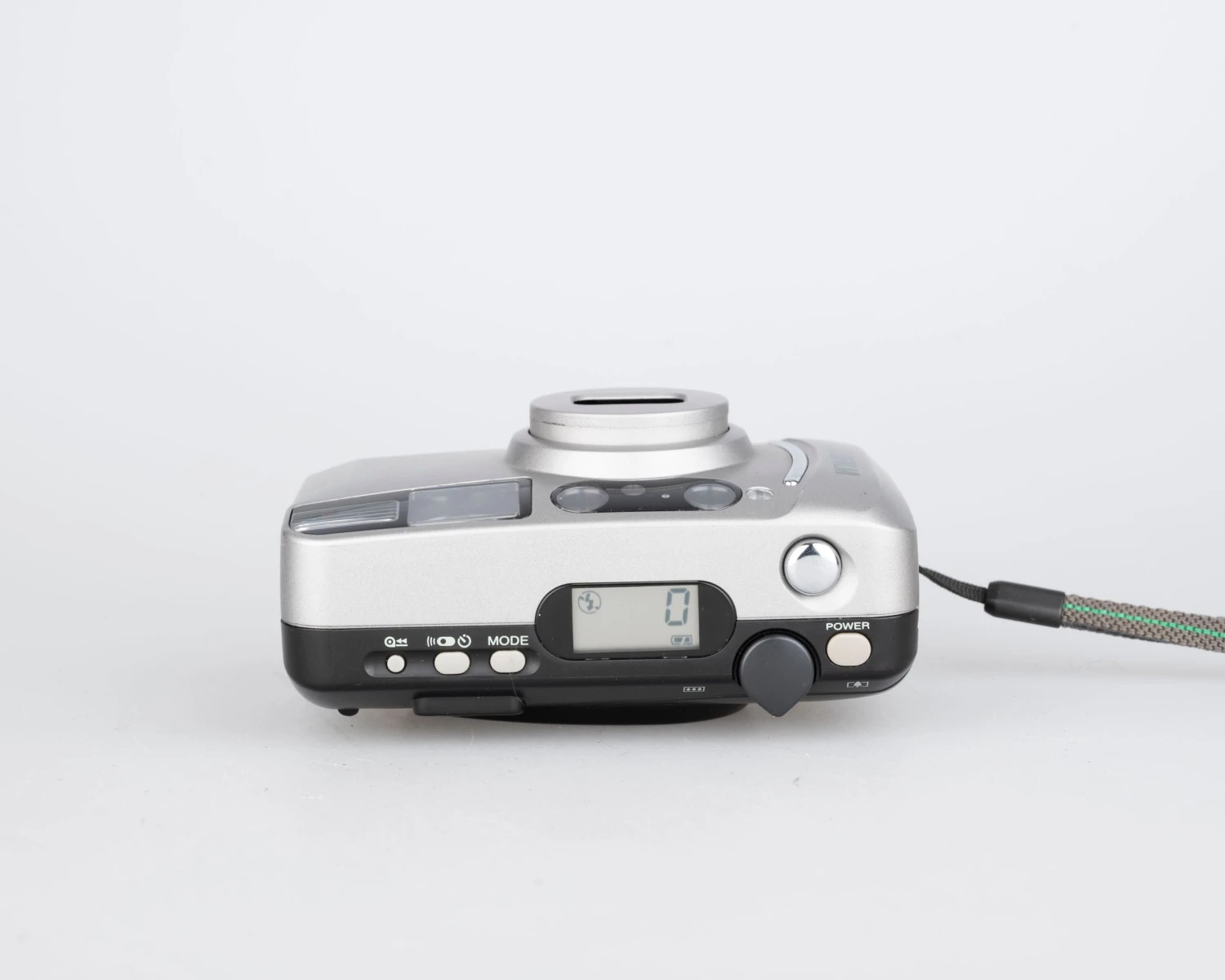 Fujifilm Discovery 700S Zoom Date 35mm Camera W/ Case (serial 4840437)(Fujifilm Discovery 700s Zoom Date 35mm Camera W Case Serial 4840437) - Image 8