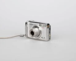 Fujifilm Finepix A610 6.3 MP CCD Sensor Digicam (uses AA Batteries + XD Cards)(Fujifilm Finepix A610 6 3 Mp Ccd Sensor Digicam Uses Aa Batteries Xd Cards) -Vintage Camera Store fujifilm finepix A610 6mp digicam 20240726 2058